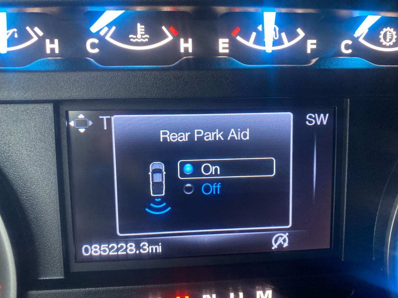 Ford F-150 4WD SuperCrew 145" XLT 2019