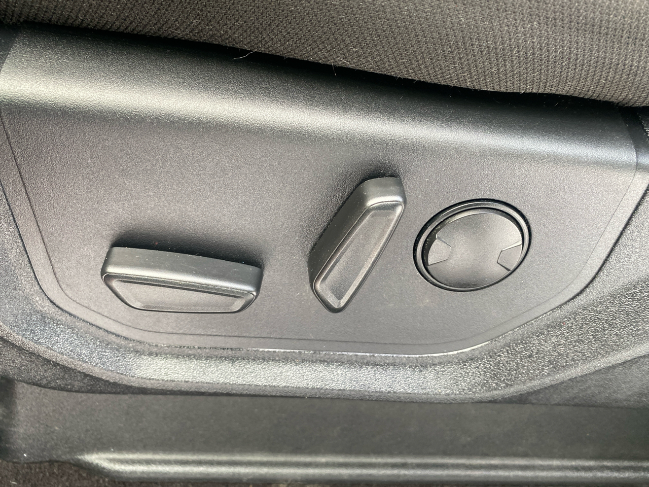 Ford F-150 4WD SuperCrew 145" XLT 2019