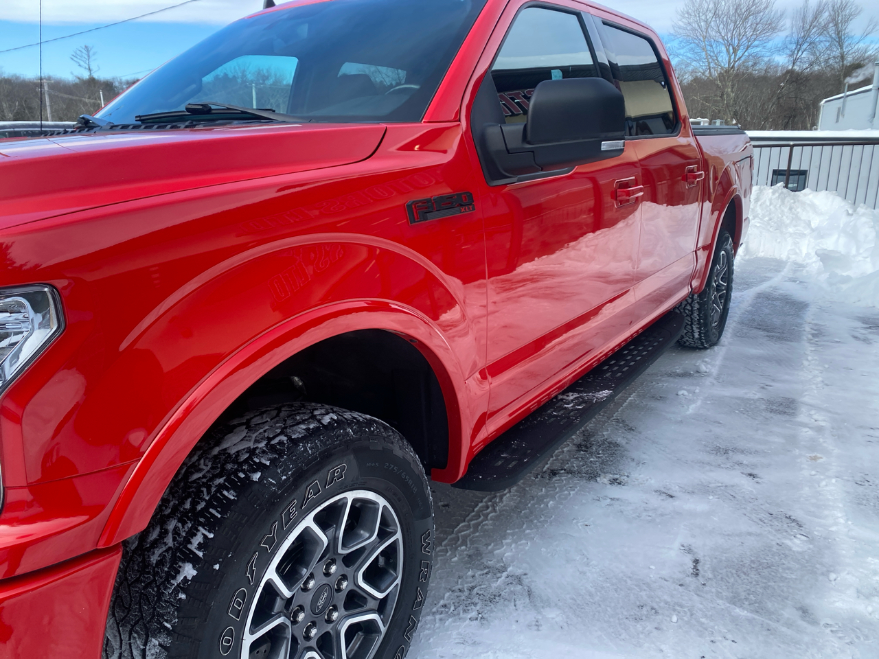 Ford F-150 4WD SuperCrew 145" XLT 2019