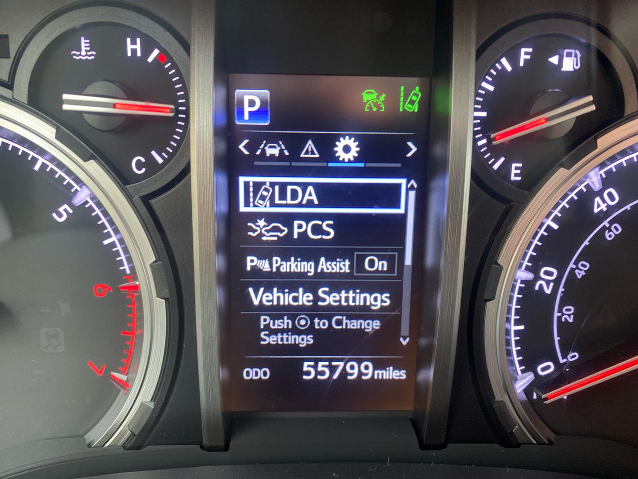 Toyota 4Runner Nightshade 4WD 2021