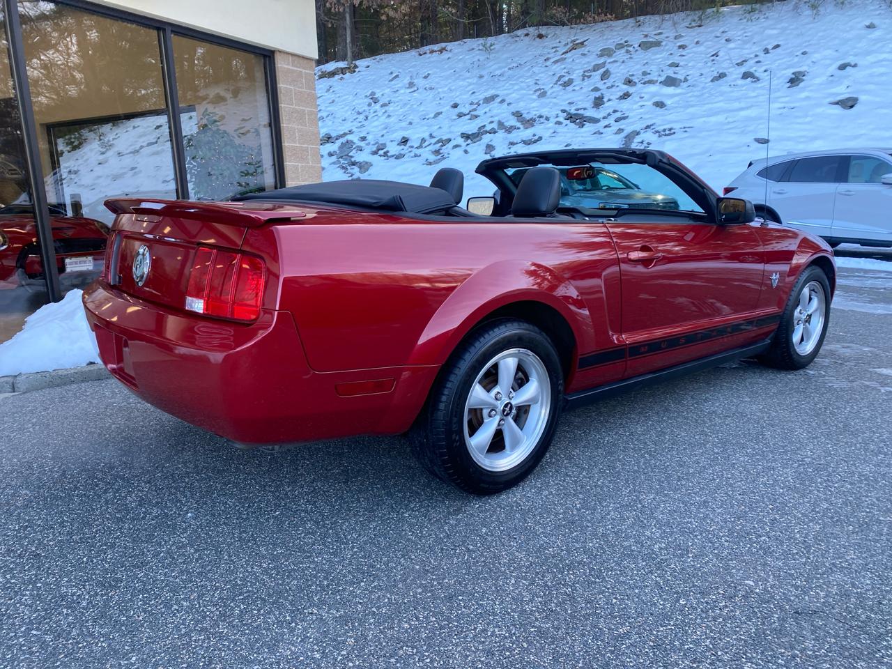 Ford Mustang V6 Convertible 2009