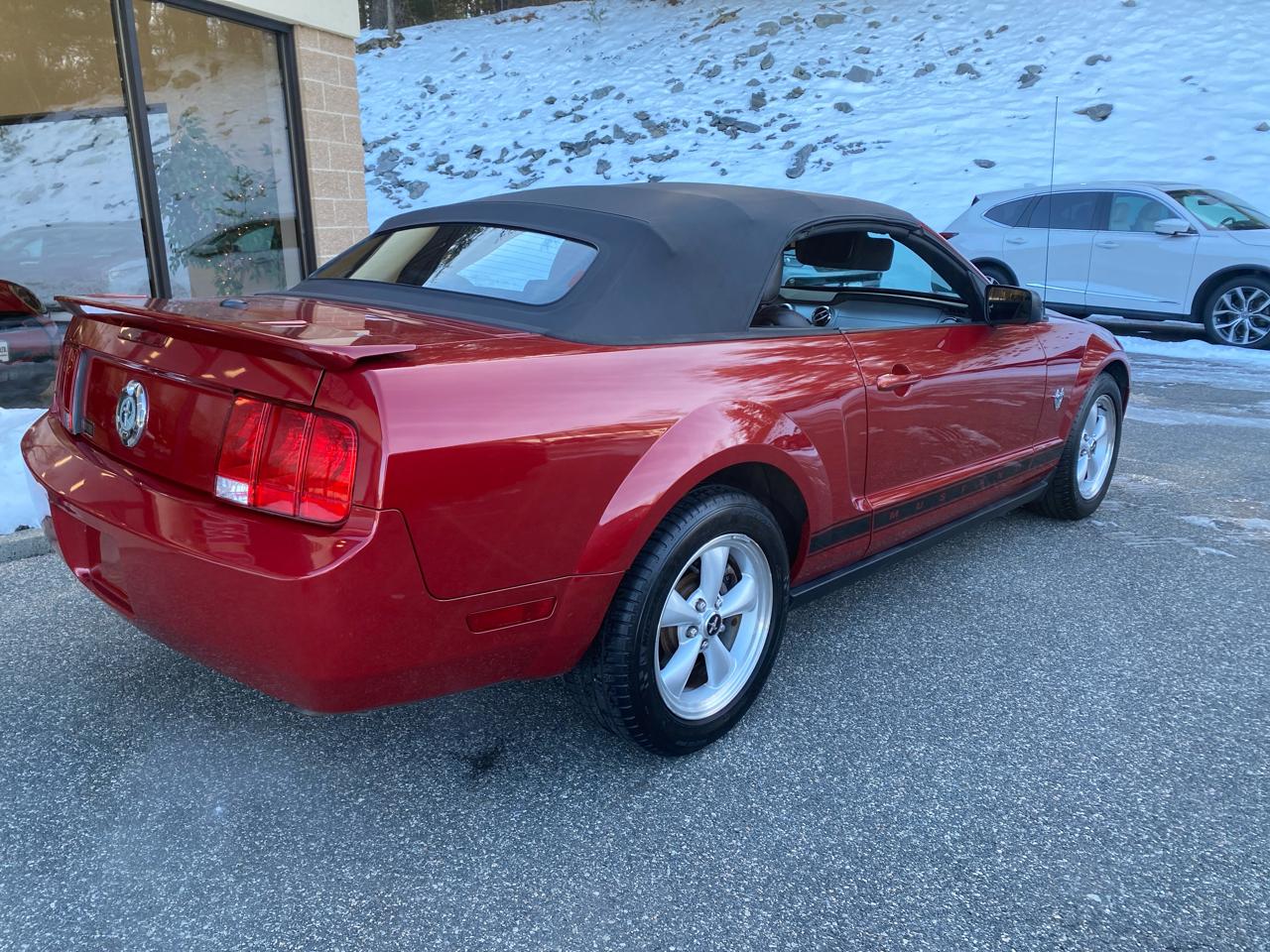 Ford Mustang V6 Convertible 2009