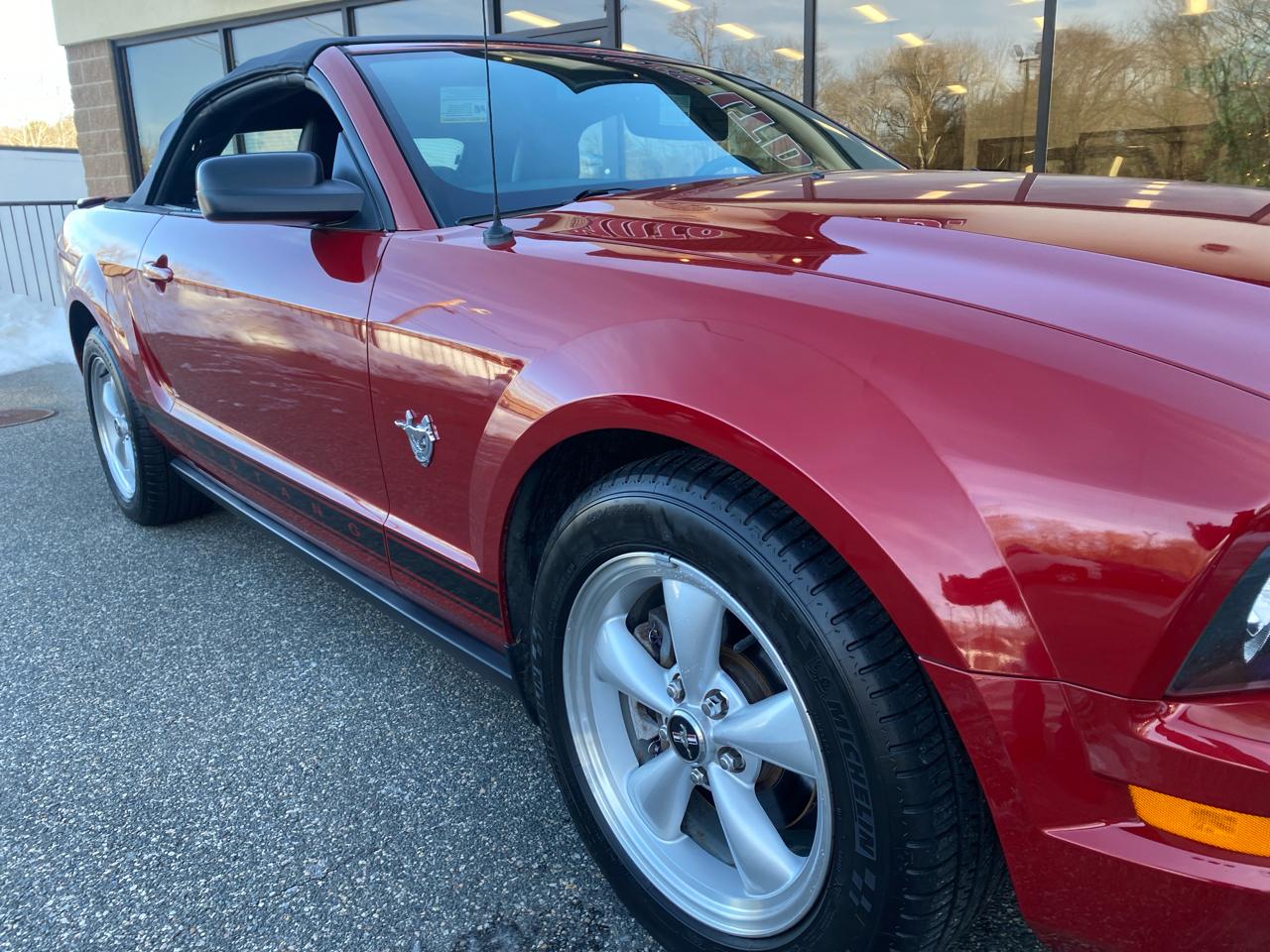 Ford Mustang V6 Convertible 2009