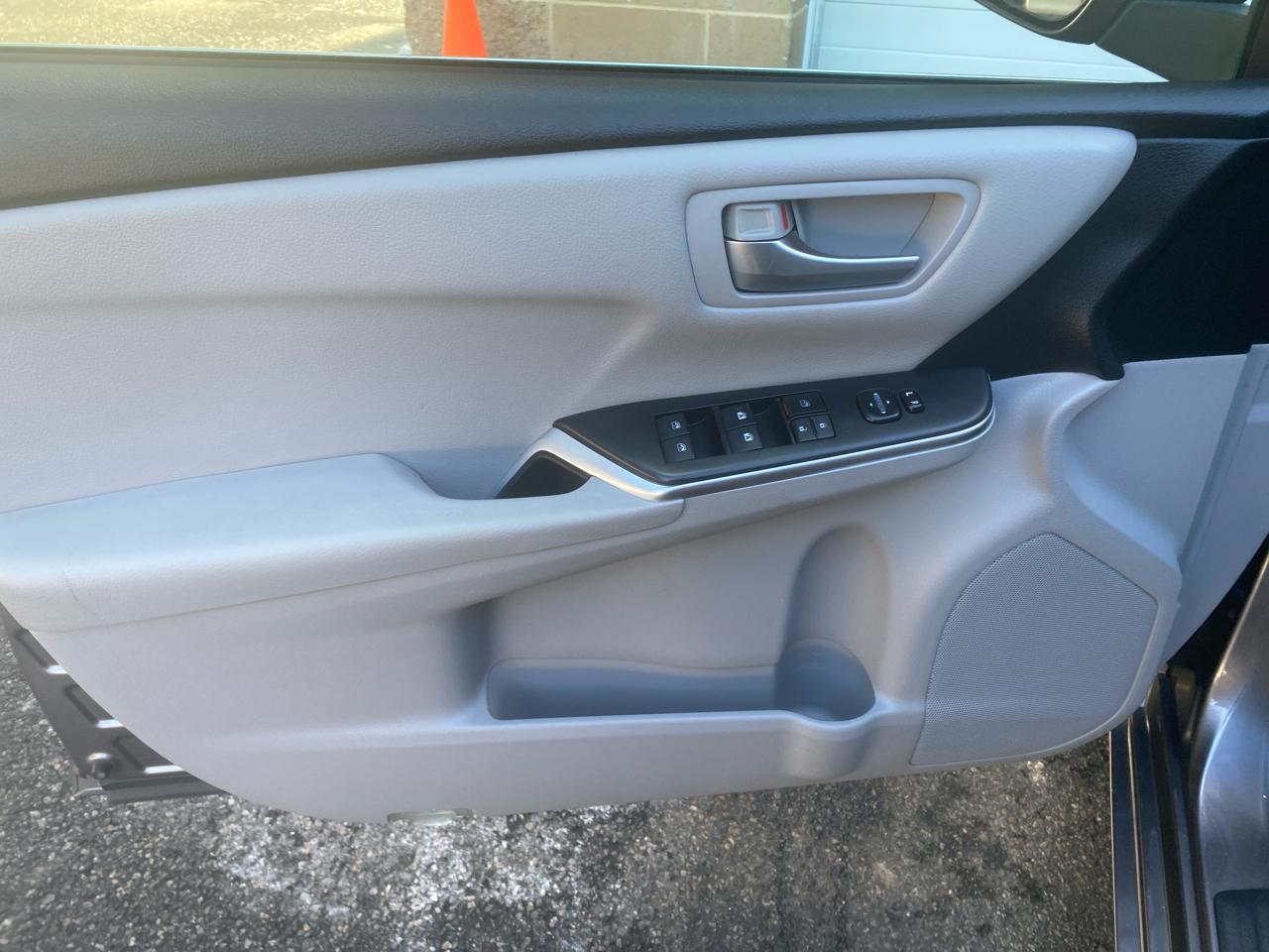 Toyota Camry LE 4D Sedan 2017