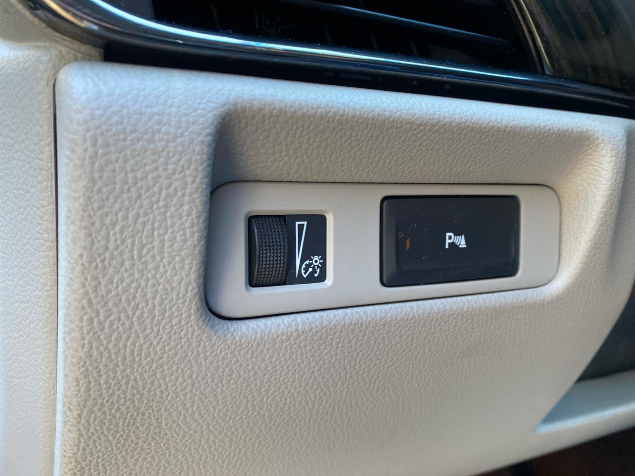 Cadillac ATS 2.0L Luxury AWD 2014