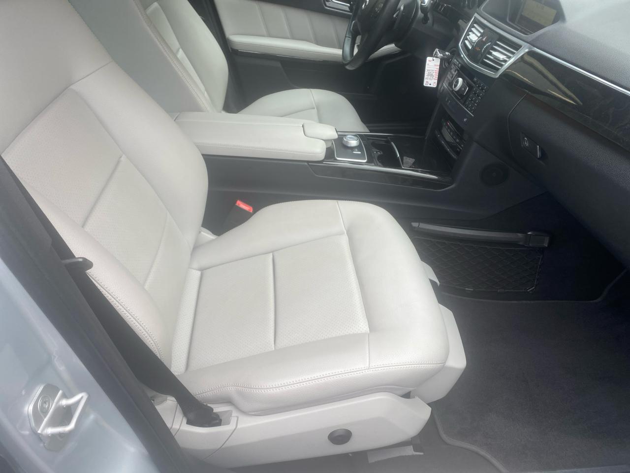 Mercedes-Benz E-Class E350 Sedan 4MATIC 2011