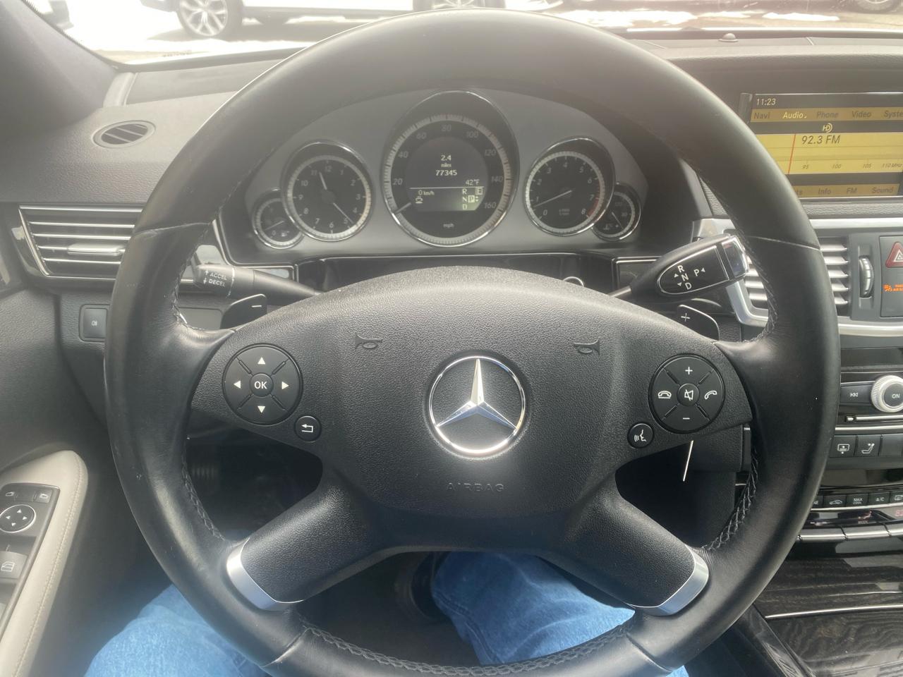 Mercedes-Benz E-Class E350 Sedan 4MATIC 2011