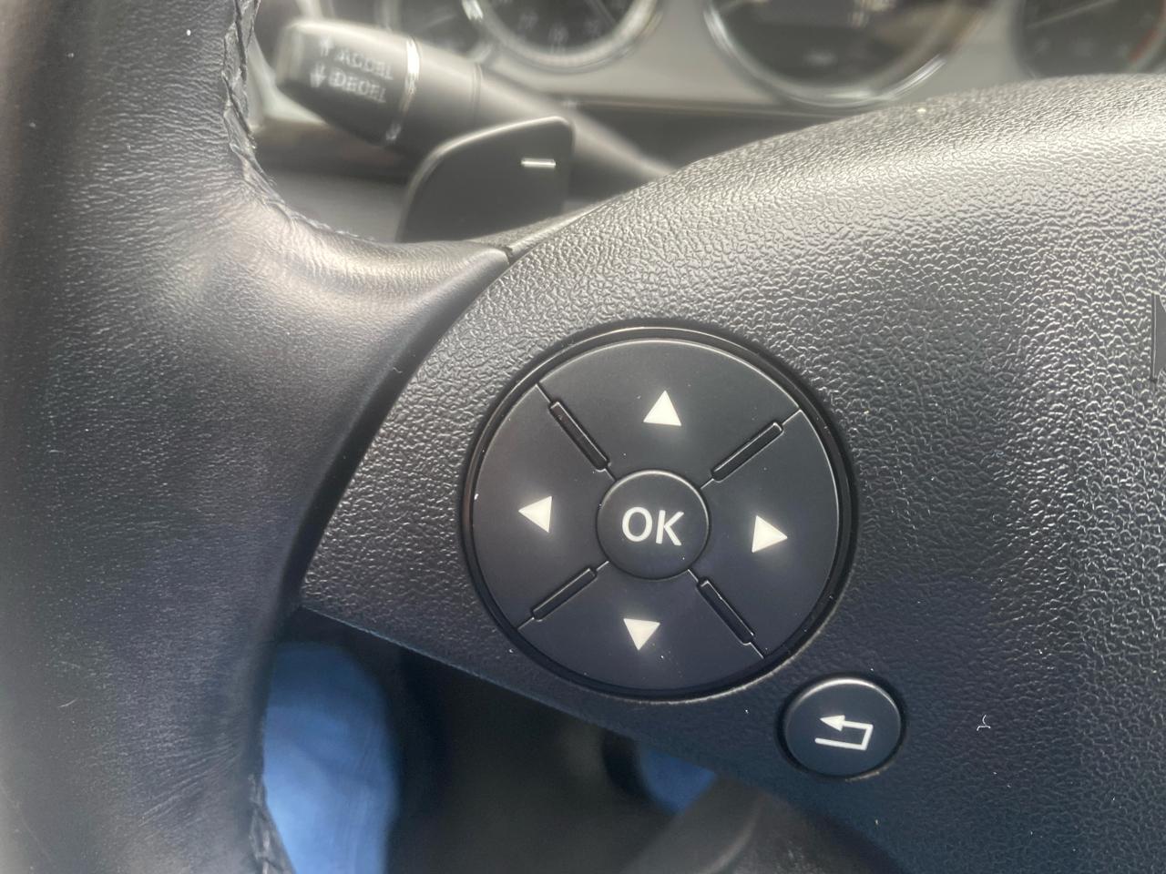 Mercedes-Benz E-Class E350 Sedan 4MATIC 2011