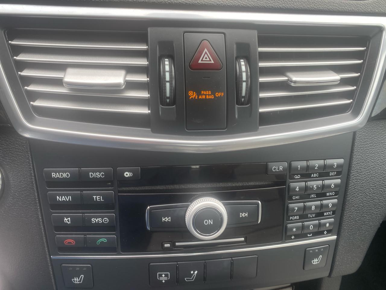 Mercedes-Benz E-Class E350 Sedan 4MATIC 2011