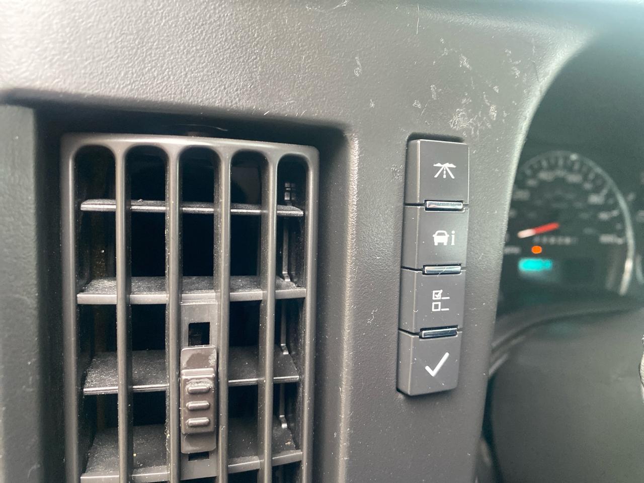 GMC Savana G2500 Cargo 2016