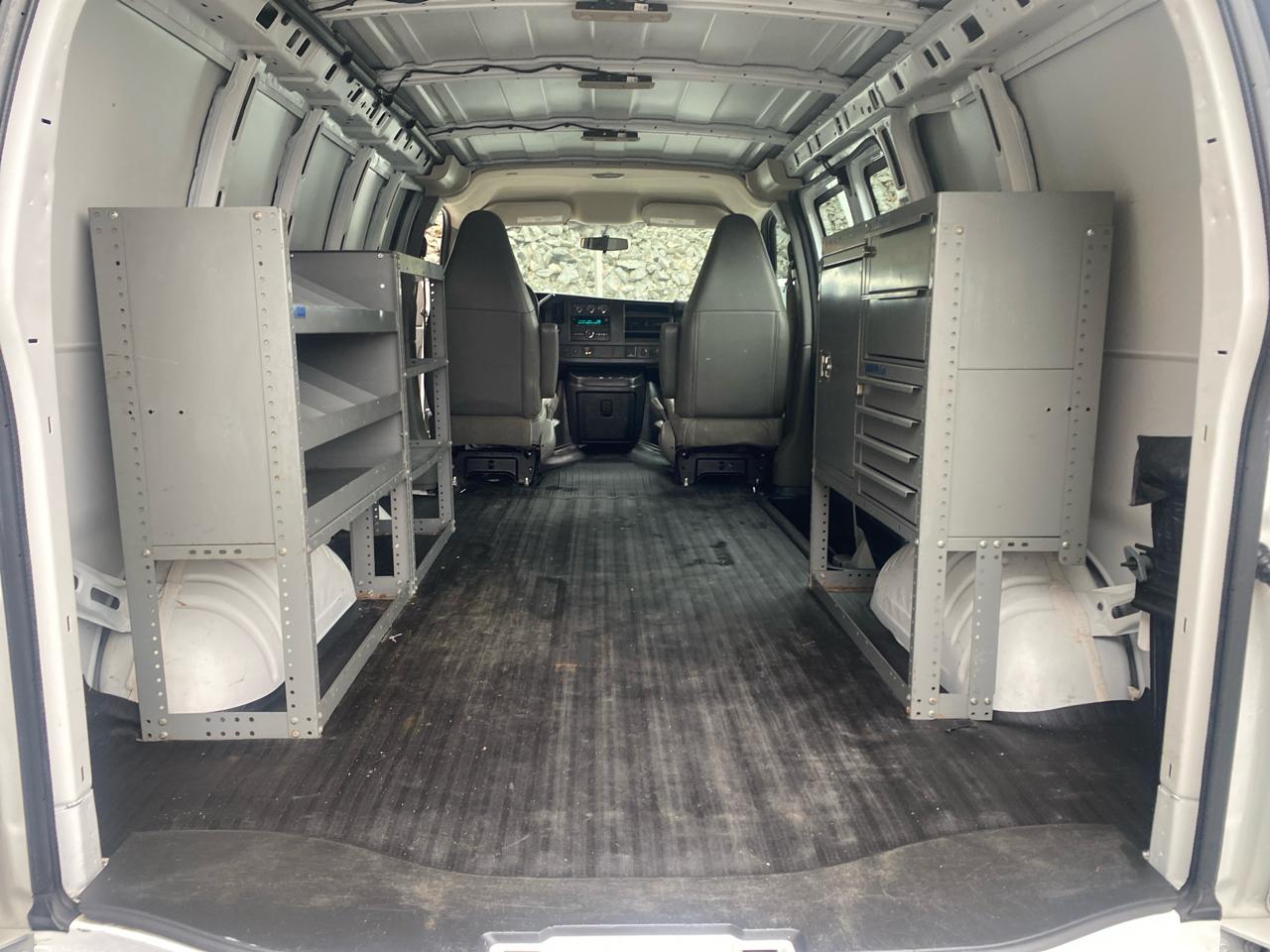 GMC Savana G2500 Cargo 2016