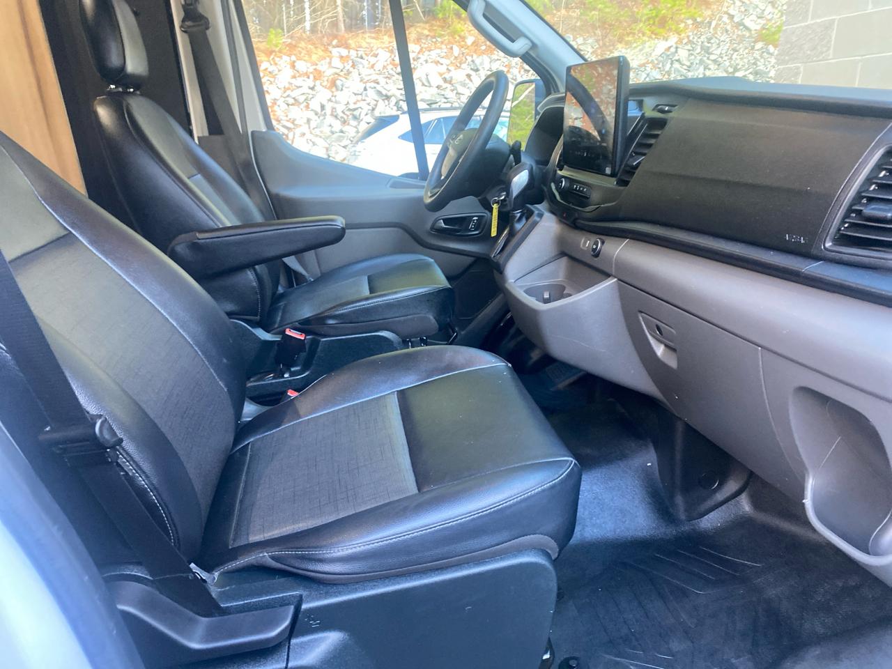 Ford Transit 250 Van High Roof w/Sliding Pass. 148-in. WB EL 2022