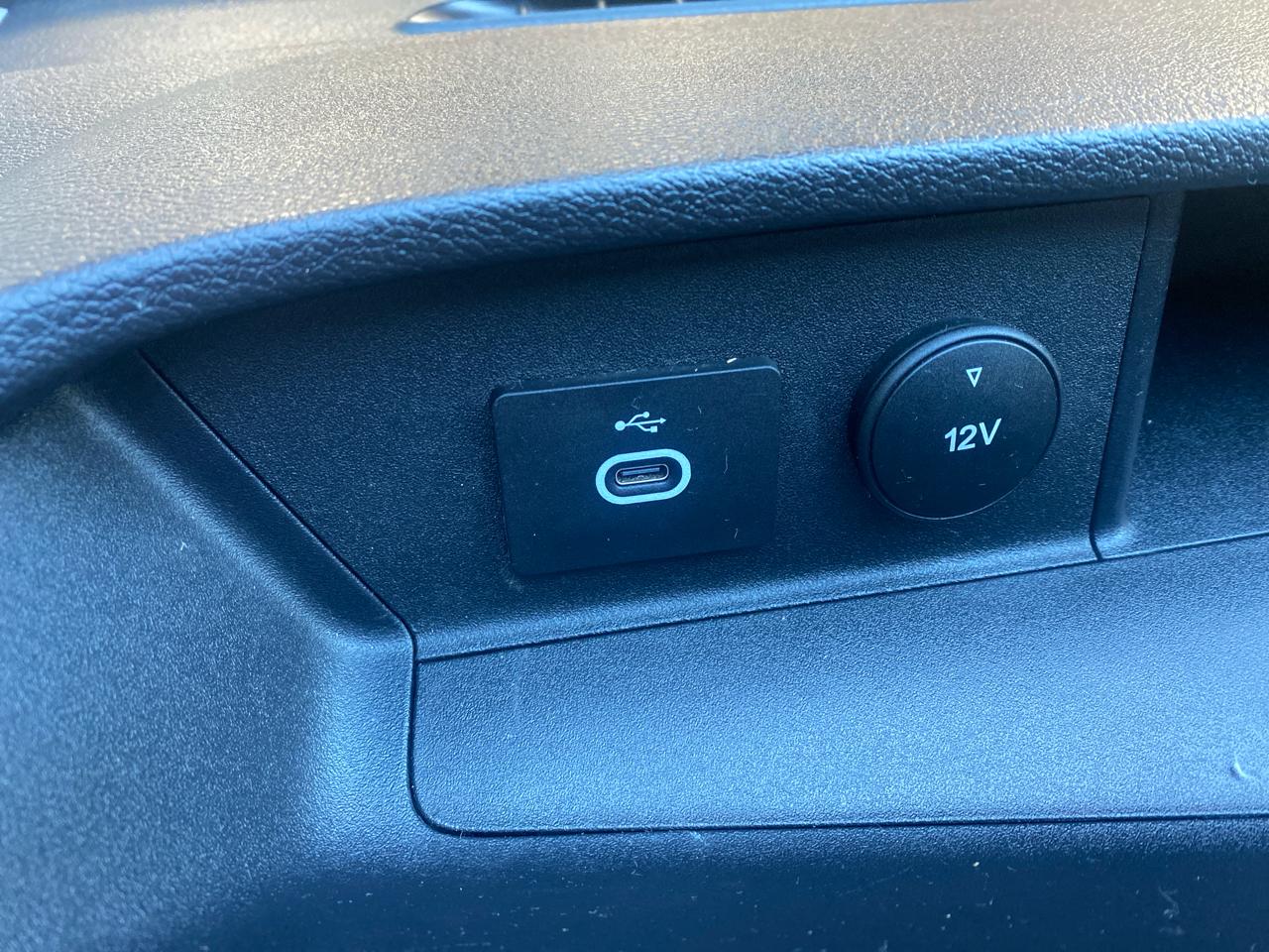 Ford Transit 250 Van High Roof w/Sliding Pass. 148-in. WB EL 2022