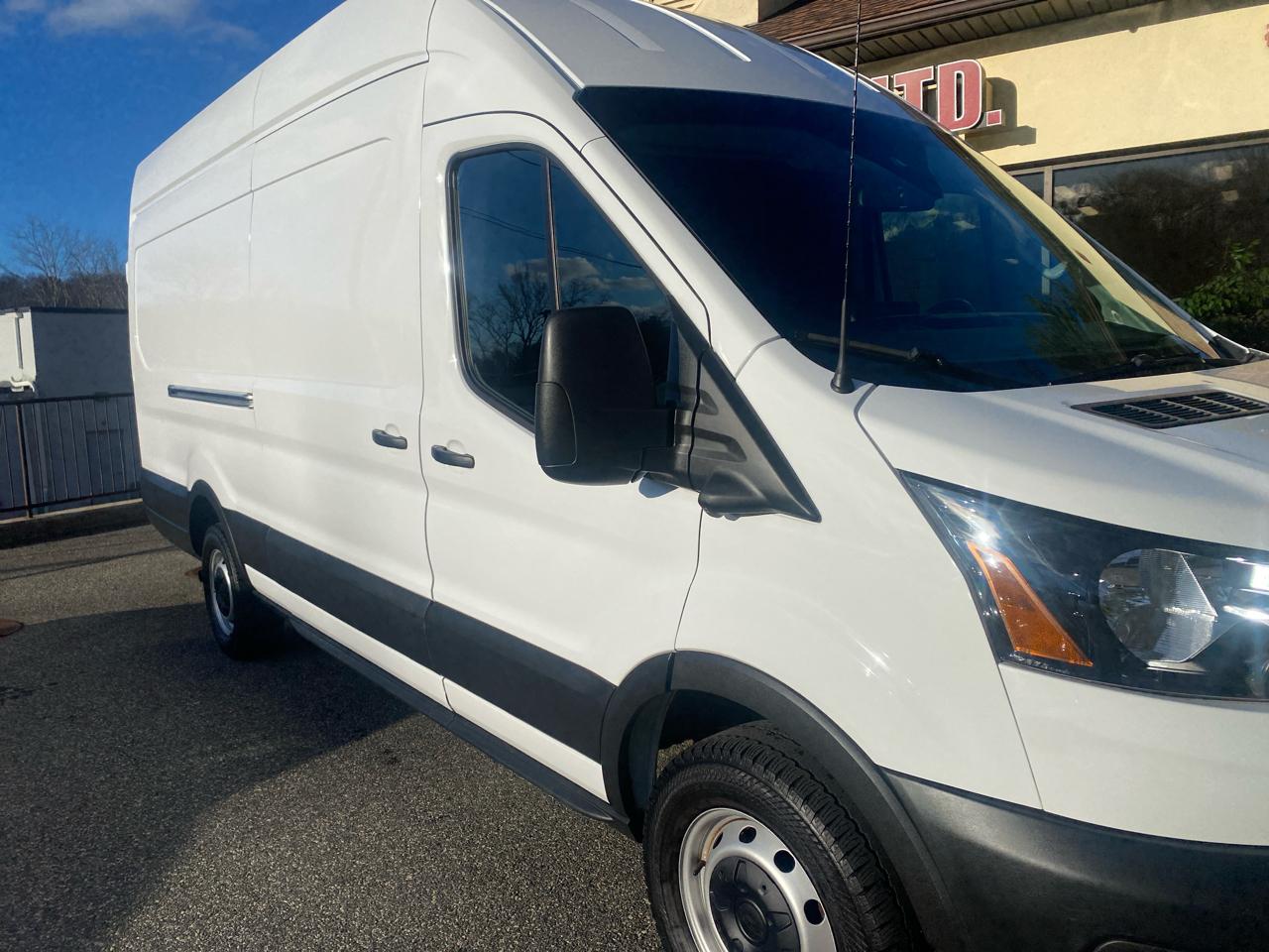 Ford Transit 250 Van High Roof w/Sliding Pass. 148-in. WB EL 2022
