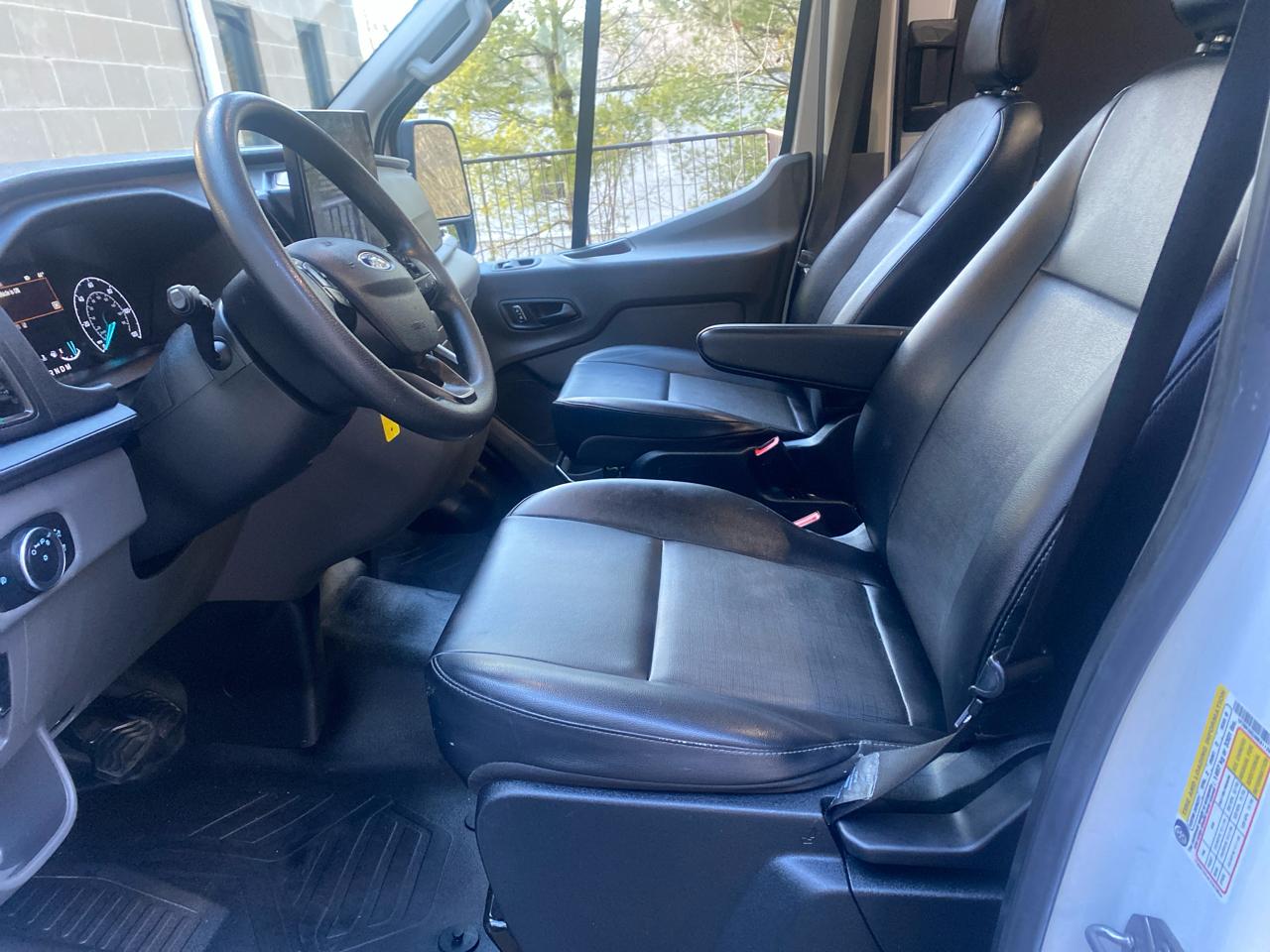 Ford Transit 250 Van High Roof w/Sliding Pass. 148-in. WB EL 2022