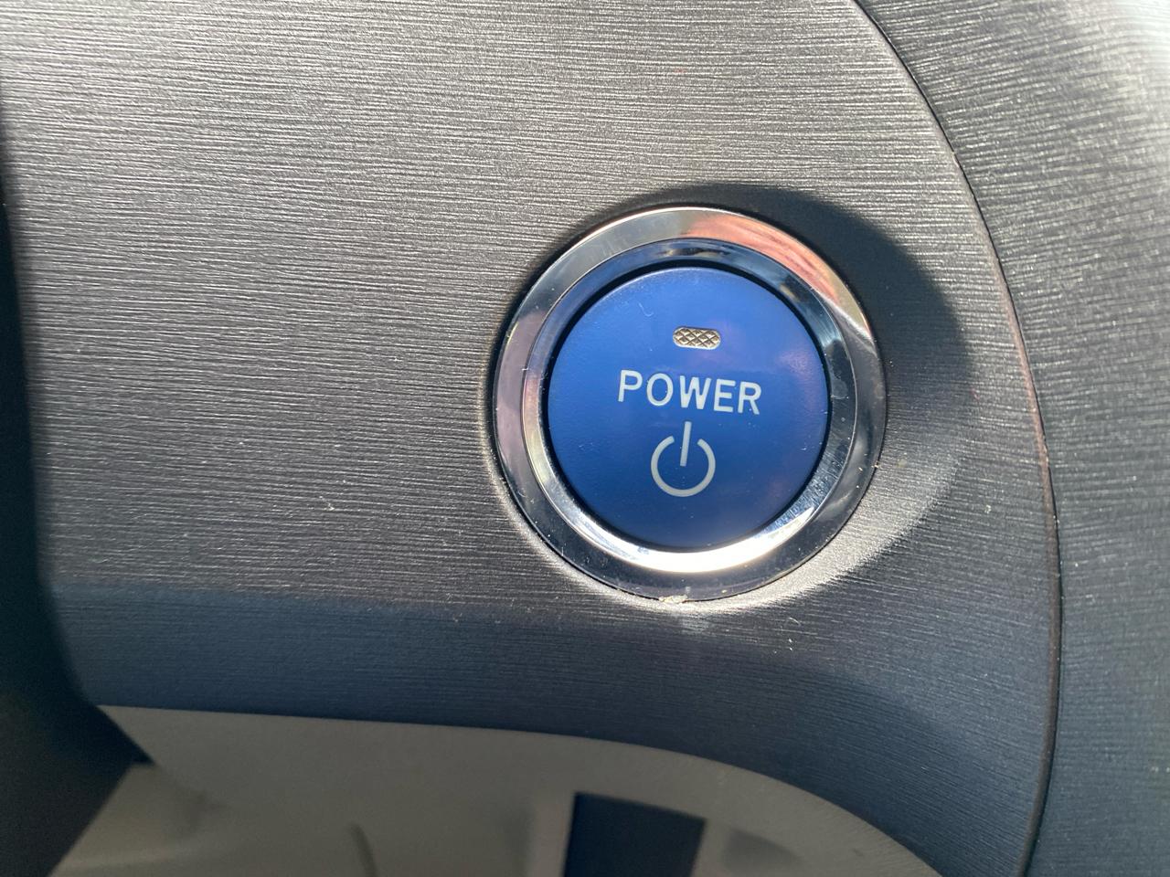 Toyota Prius Prius II 2012