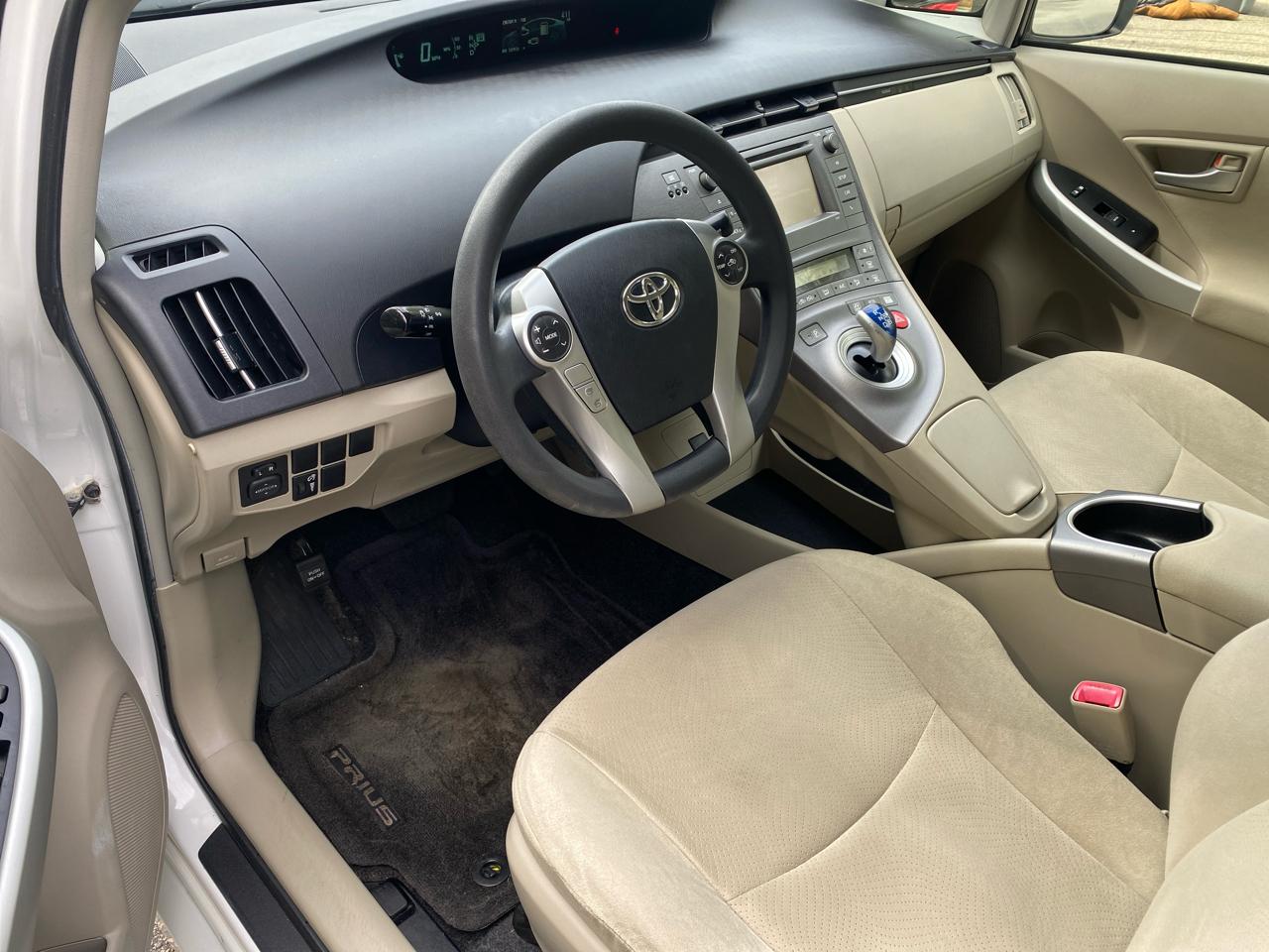 Toyota Prius Prius II 2012