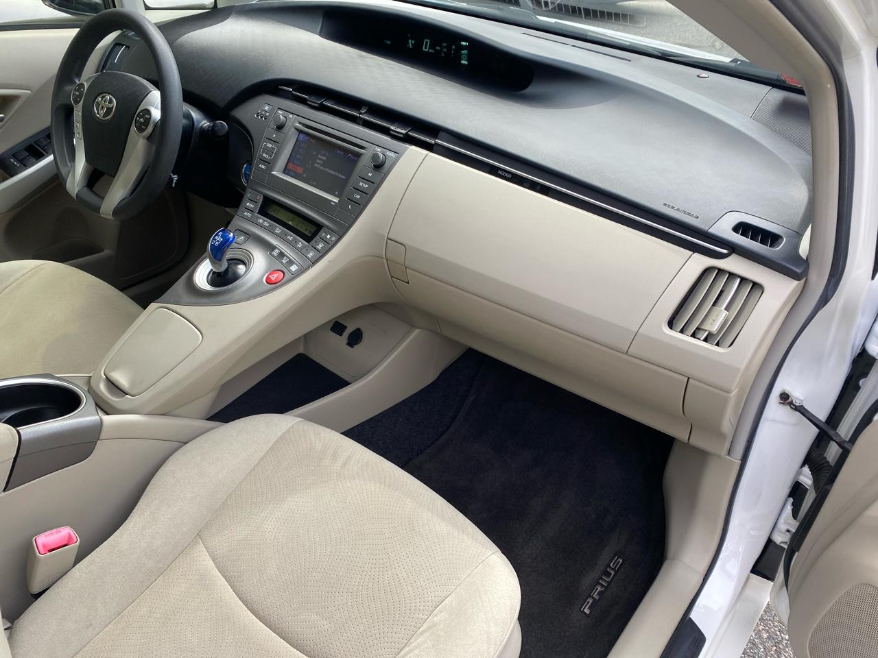 Toyota Prius Prius II 2012