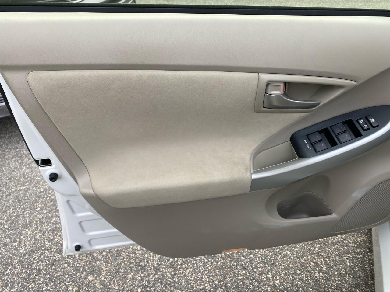 Toyota Prius Prius II 2012