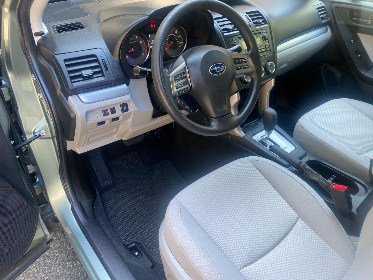 Subaru Forester 2.5i Premium 2015