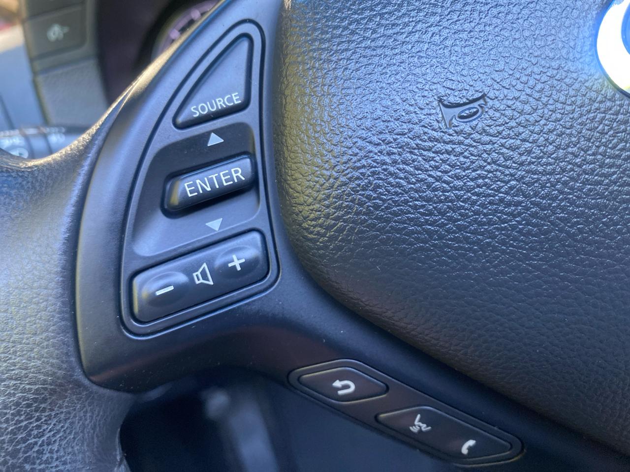 Infiniti G Convertible Base 2013