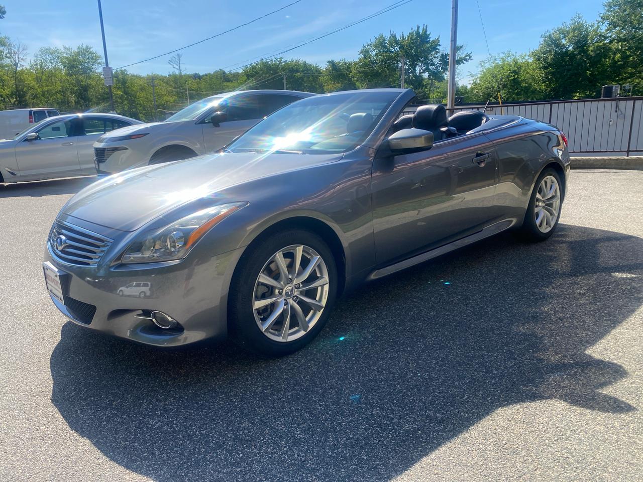 Infiniti G Convertible Base 2013