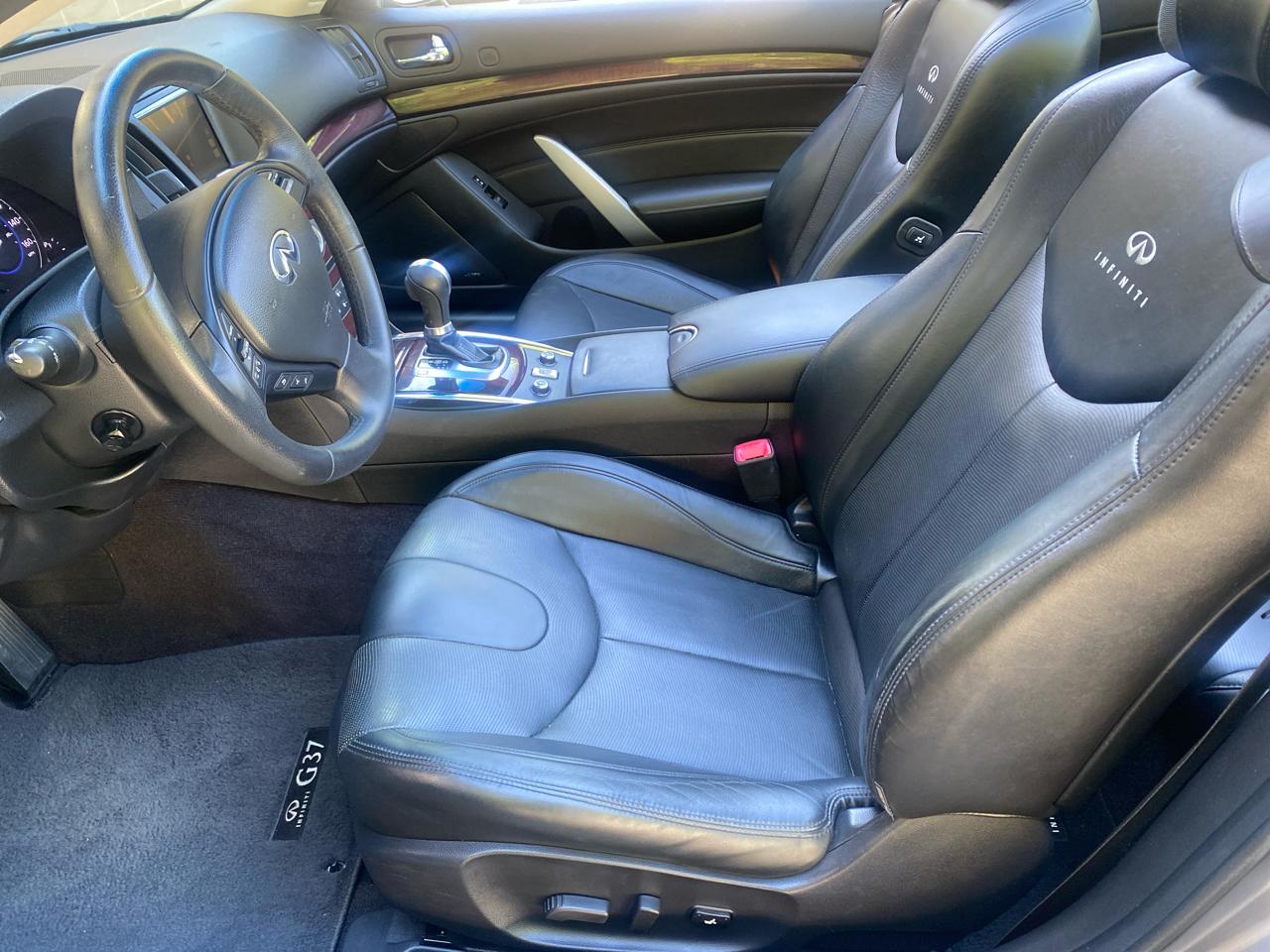 Infiniti G Convertible Base 2013