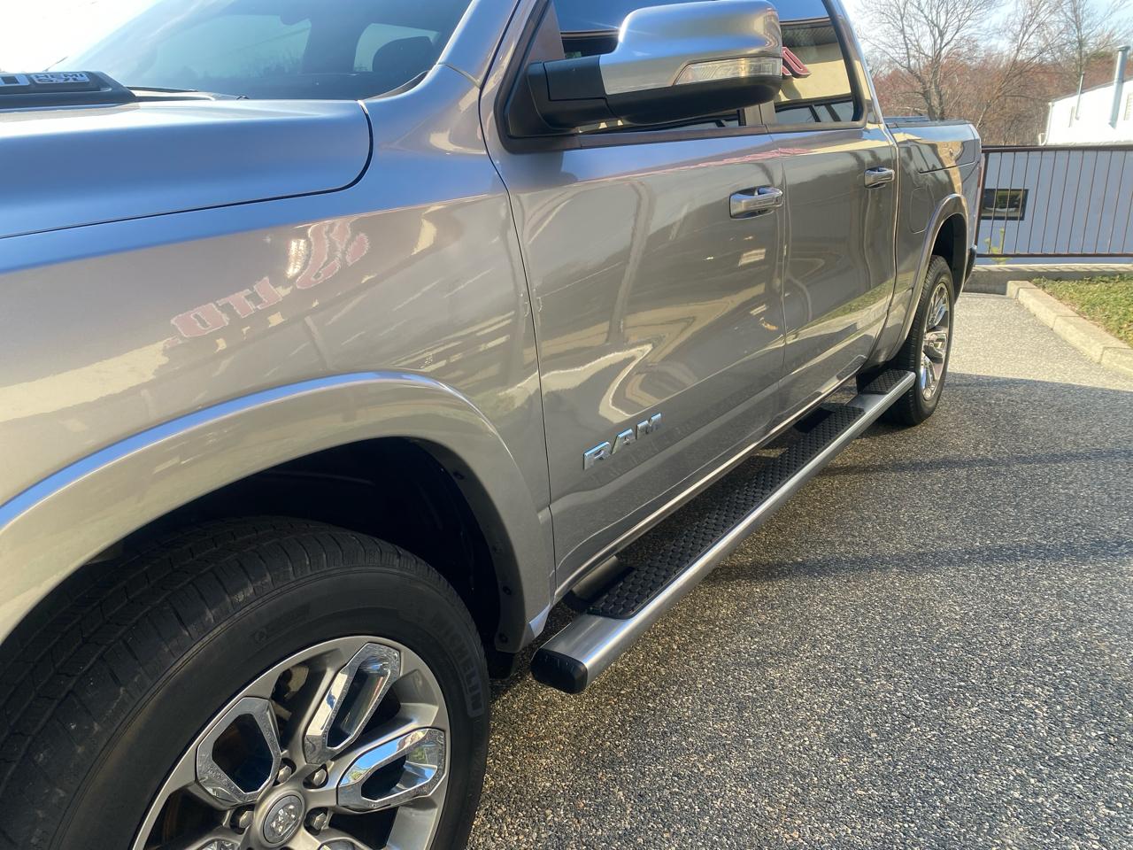 RAM 1500 Laramie Crew Cab SWB 4WD 2021