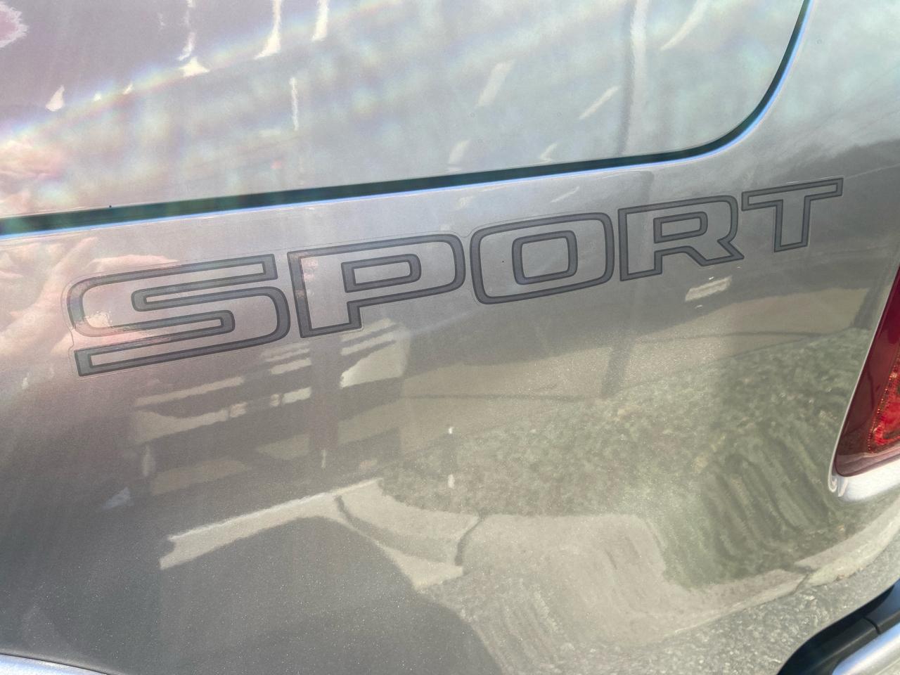 RAM 1500 Laramie Crew Cab SWB 4WD 2021