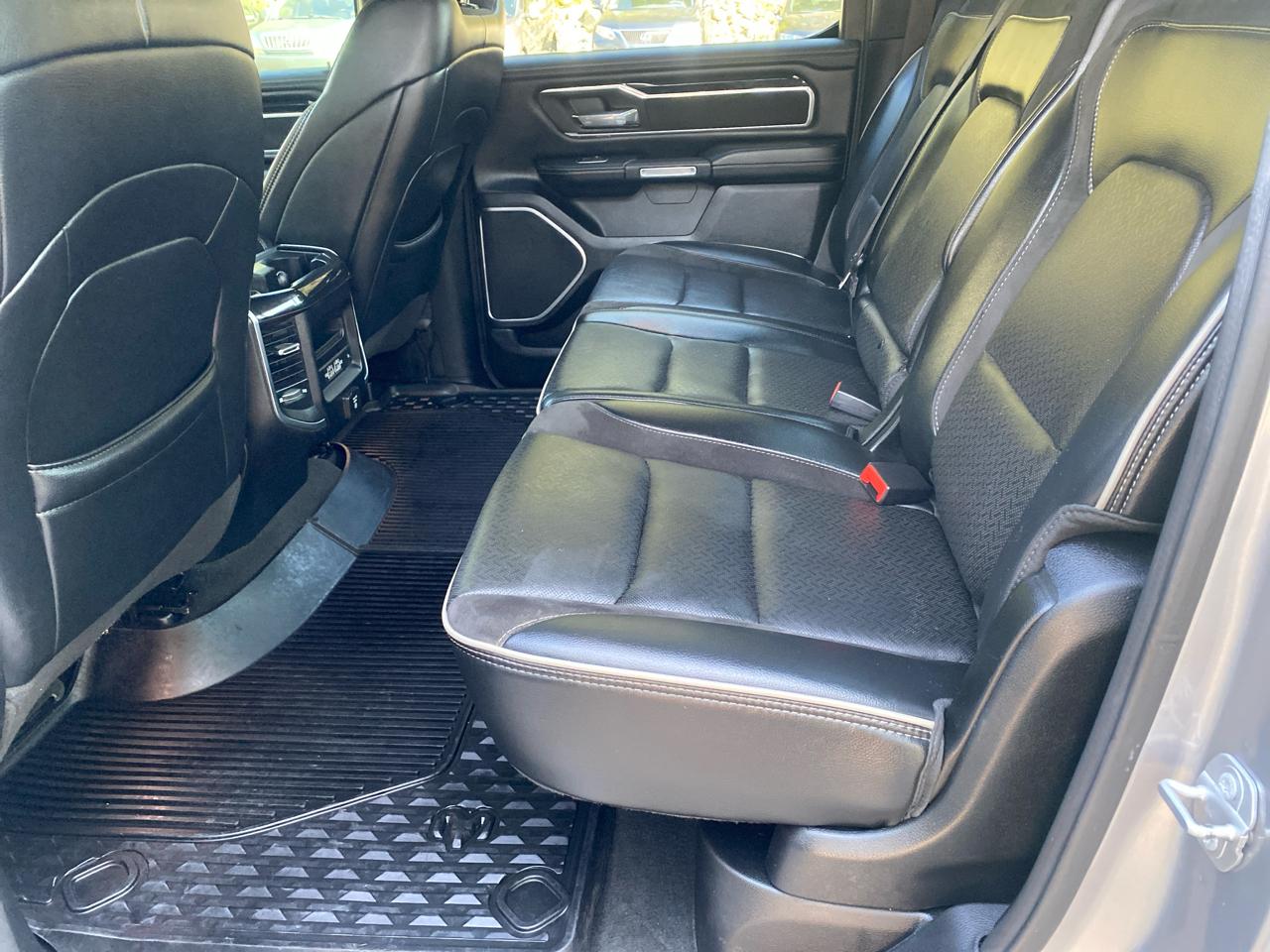 RAM 1500 Laramie Crew Cab SWB 4WD 2021