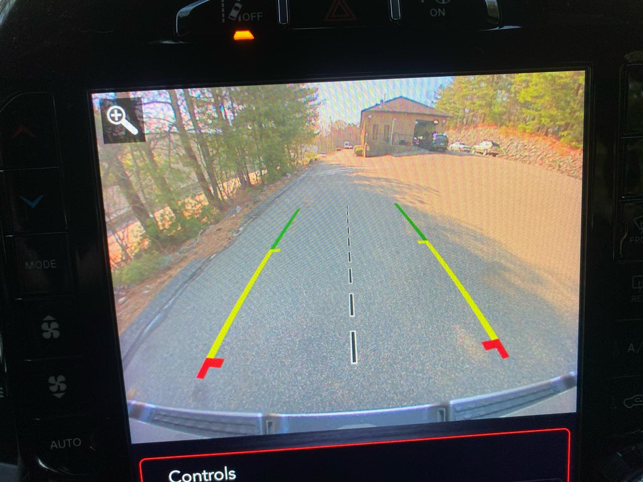 RAM 1500 Laramie Crew Cab SWB 4WD 2021