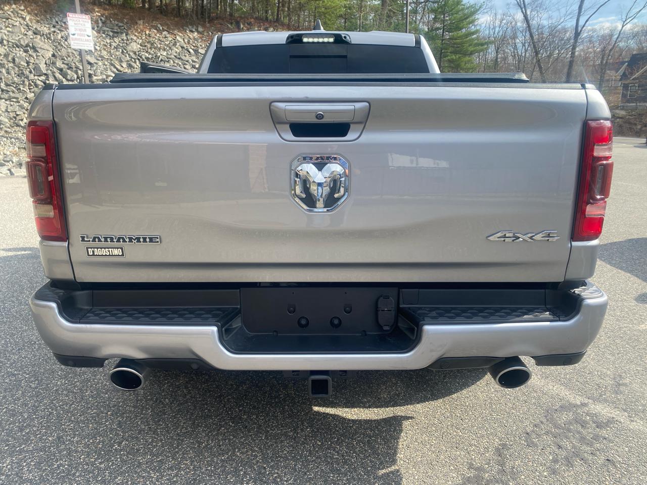 RAM 1500 Laramie Crew Cab SWB 4WD 2021