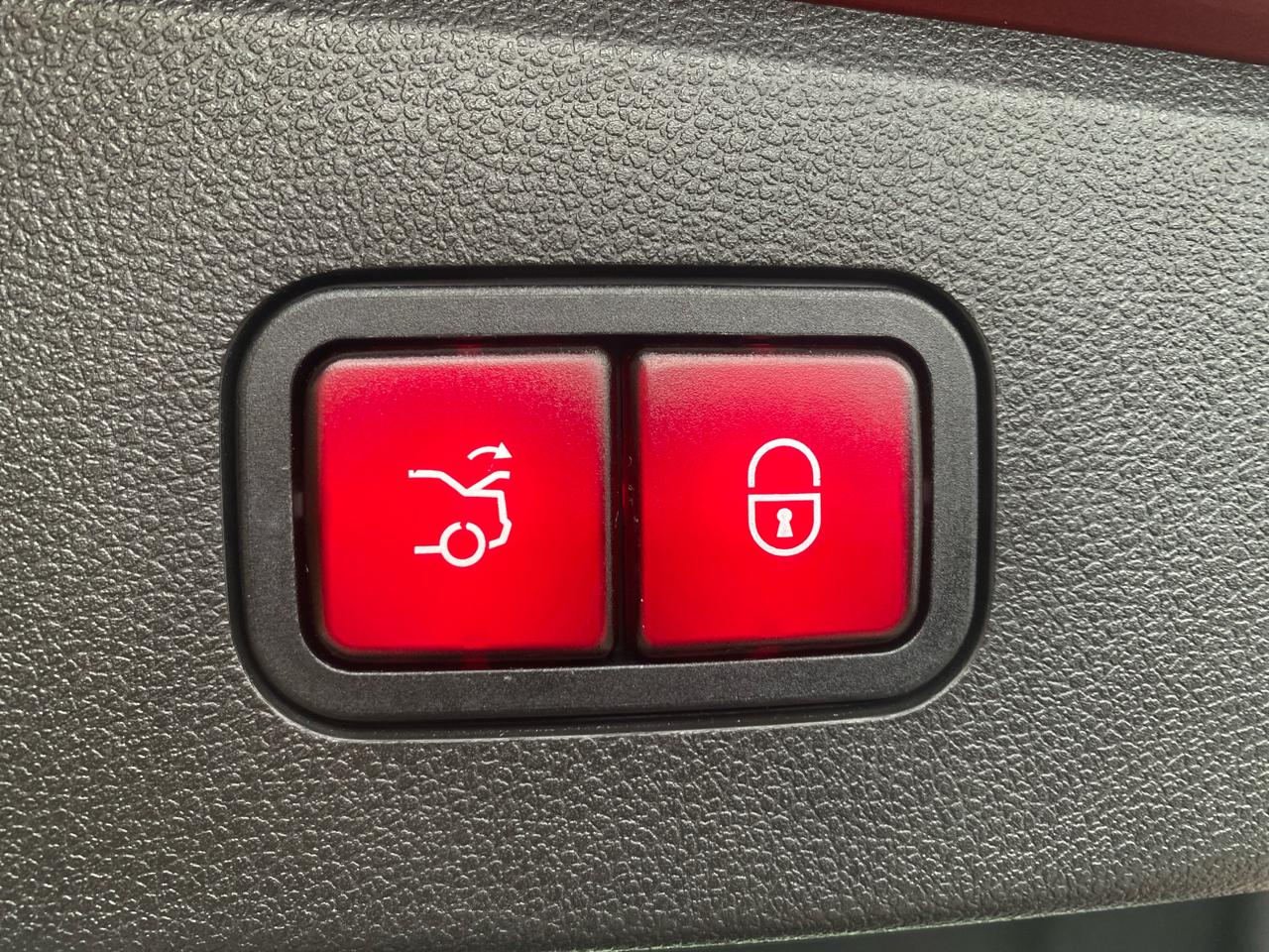 Mercedes-Benz E-Class E350 Sport 4MATIC Sedan 2016