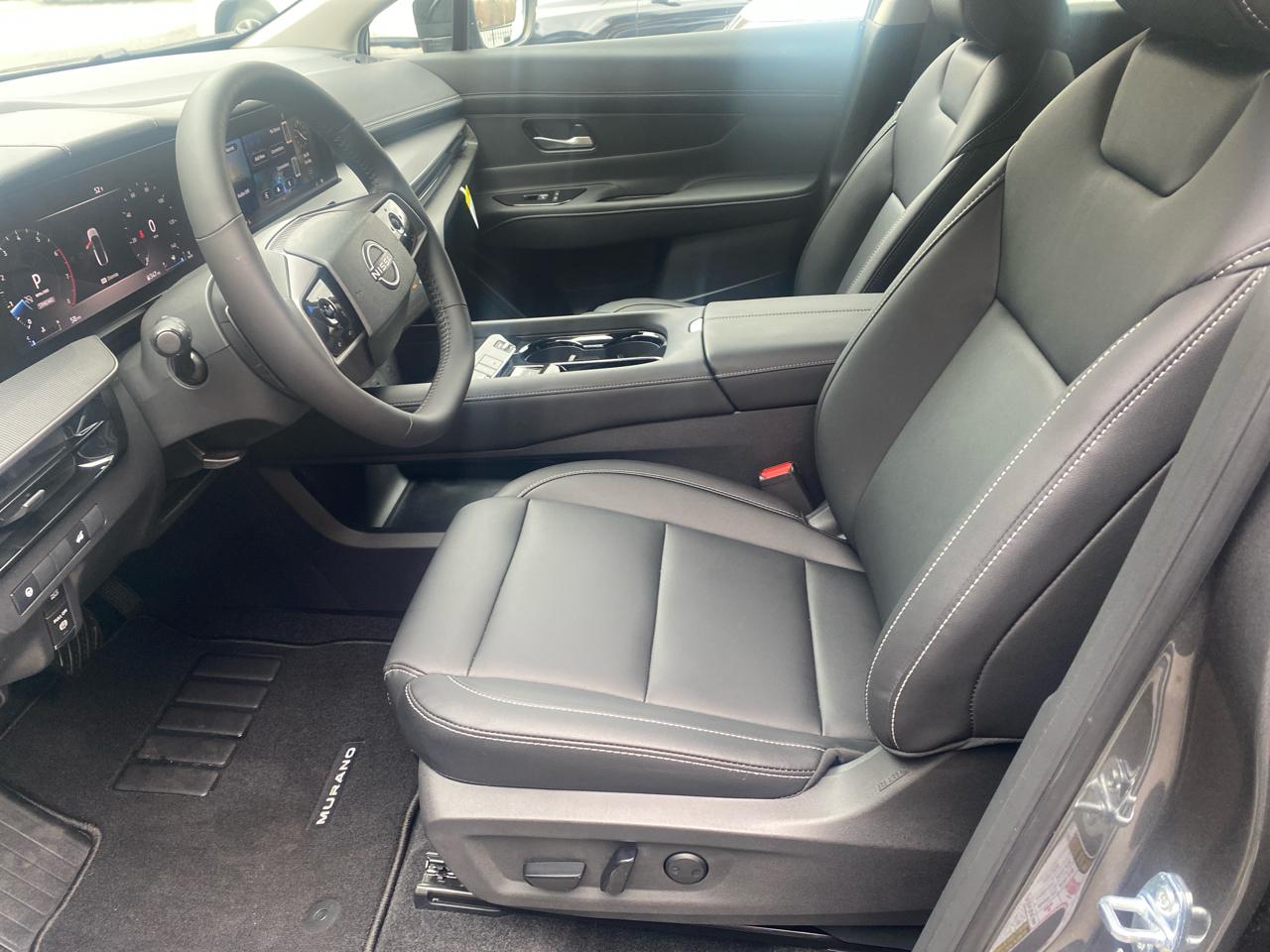 Nissan Murano SV AWD 2025