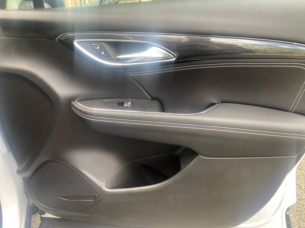 Buick Envision Essense AWD 2023