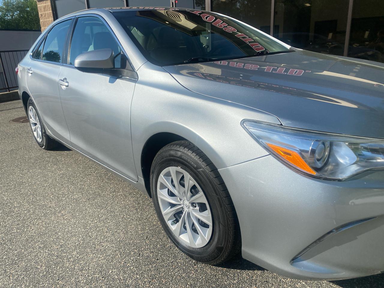 Toyota Camry LE 4D Sedan 2017