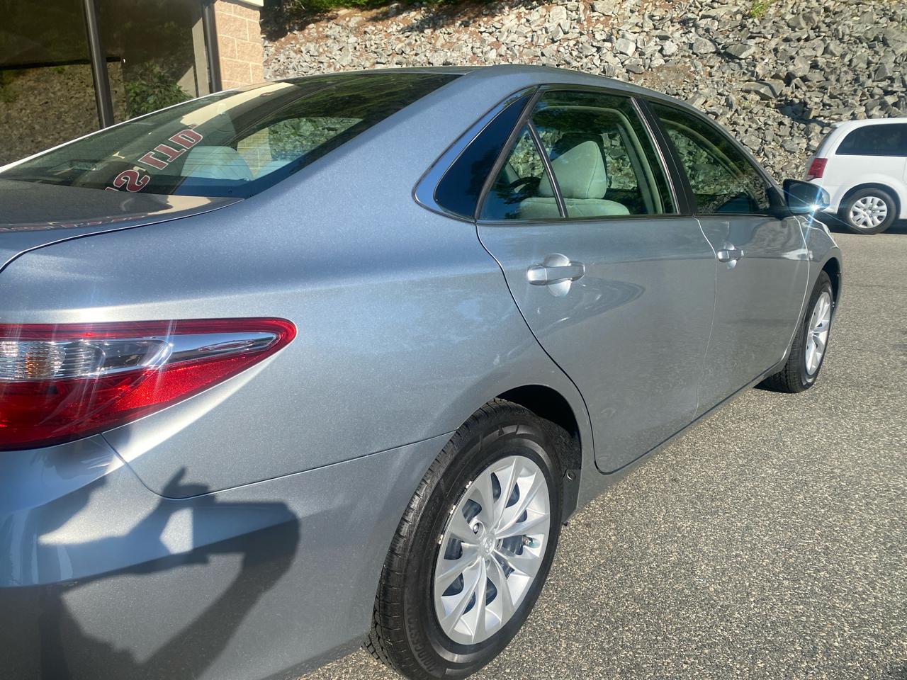 Toyota Camry LE 4D Sedan 2017