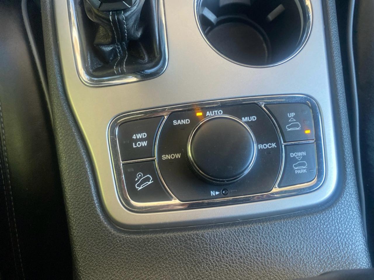 Jeep Grand Cherokee Overland 4WD 2019