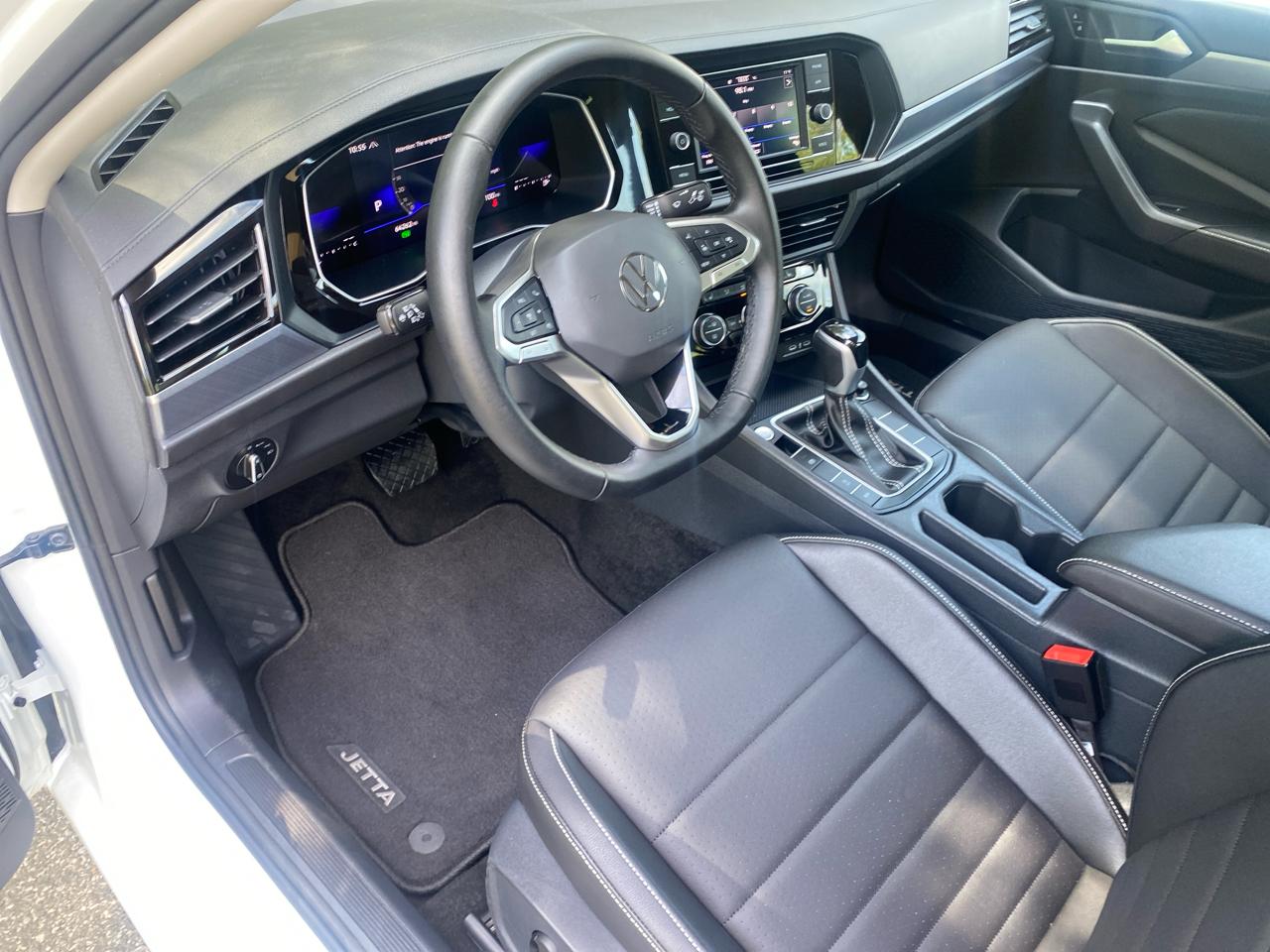 Volkswagen Jetta SE 2024