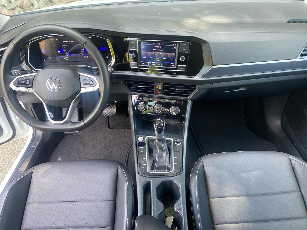 Volkswagen Jetta SE 2024