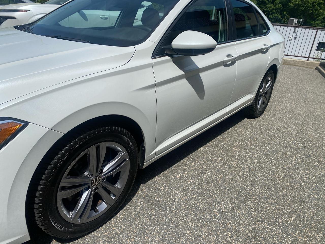 Volkswagen Jetta SE 2024