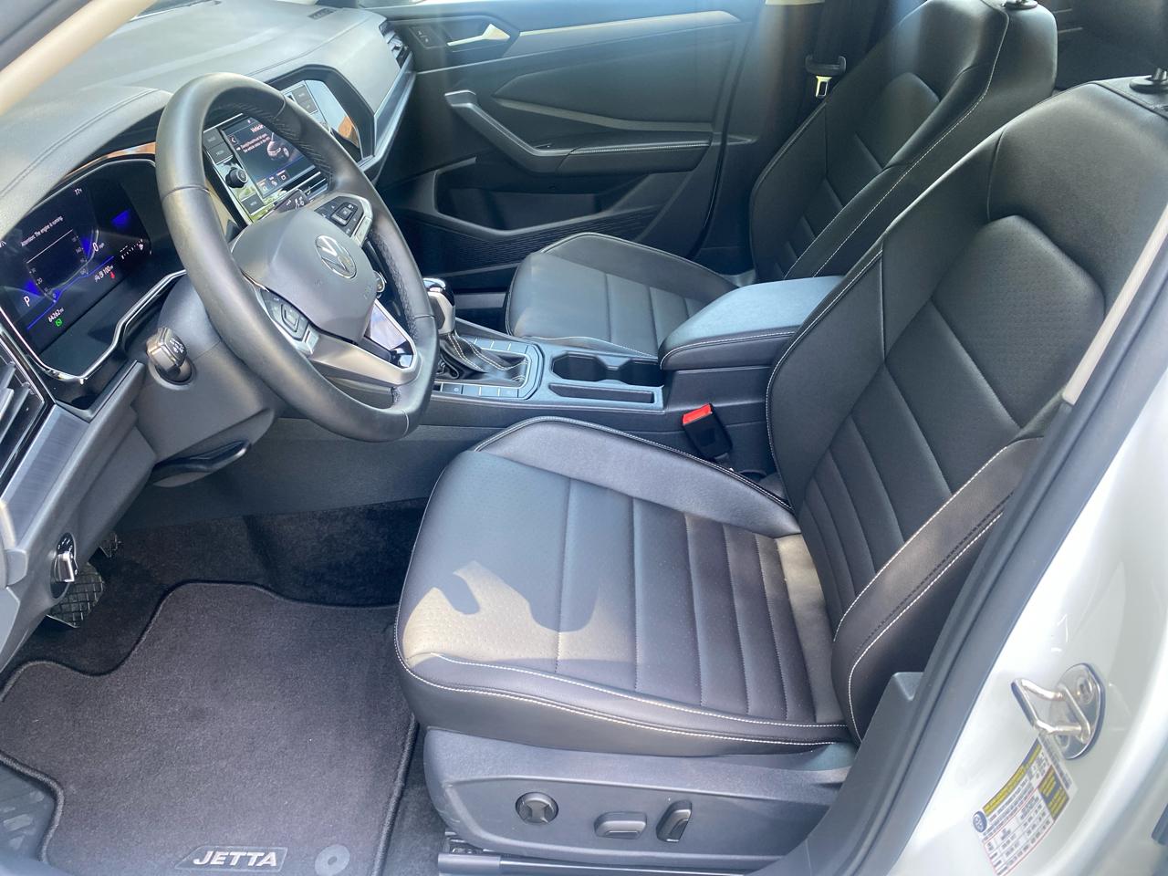 Volkswagen Jetta SE 2024