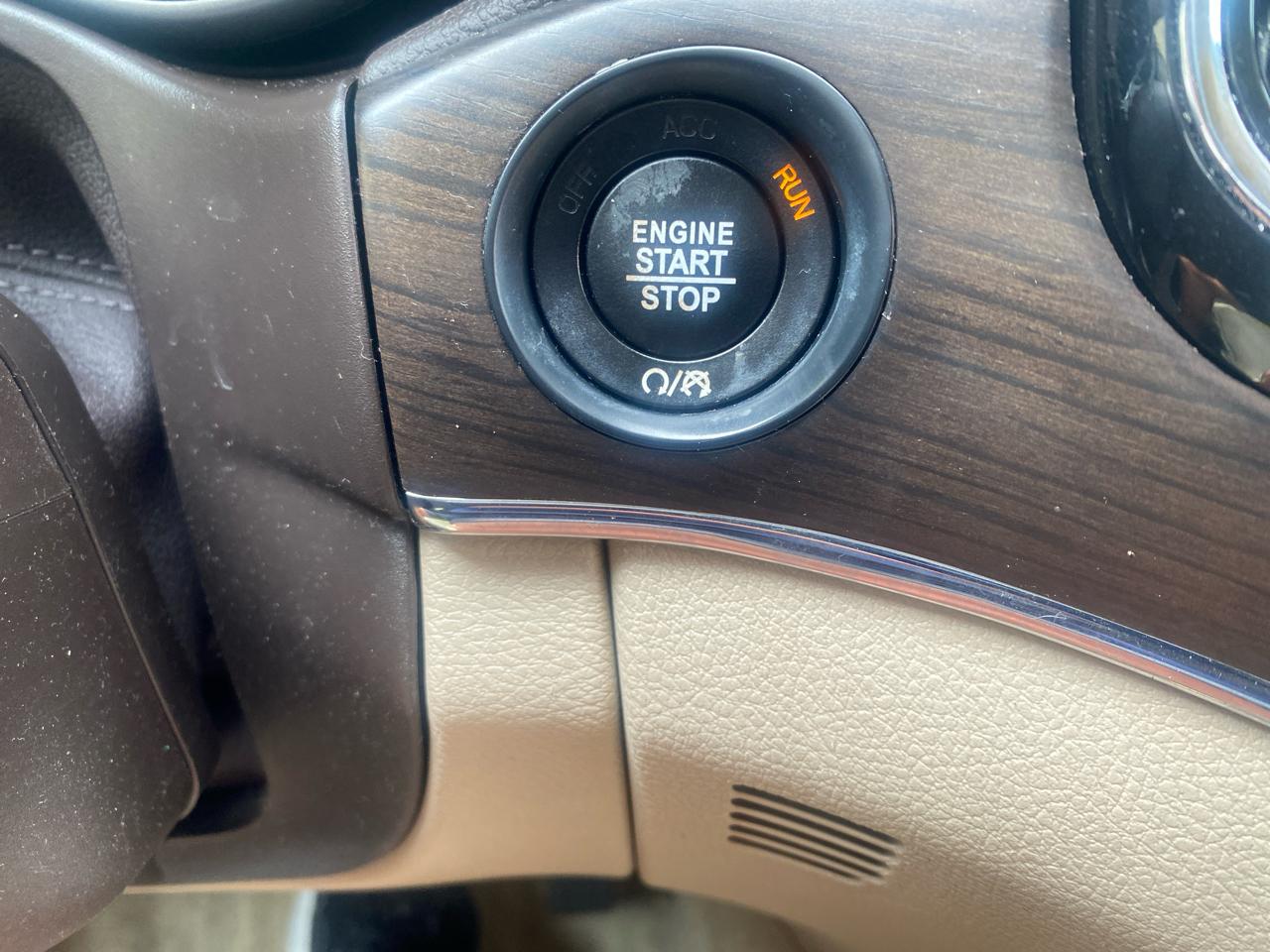 Jeep Grand Cherokee Overland 4WD 2019