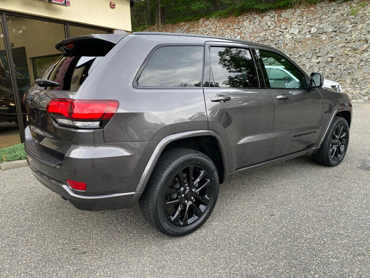 Jeep Grand Cherokee Laredo X 4WD 2021