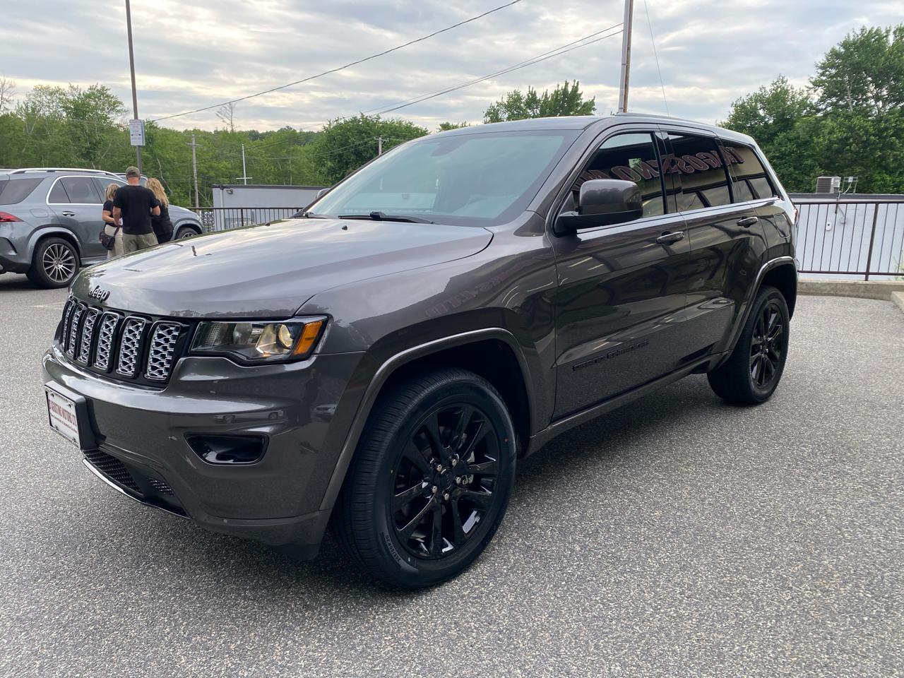 Jeep Grand Cherokee Laredo X 4WD 2021