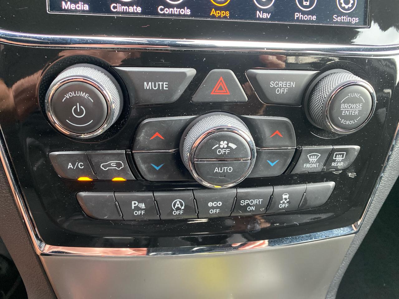 Jeep Grand Cherokee Laredo X 4WD 2021