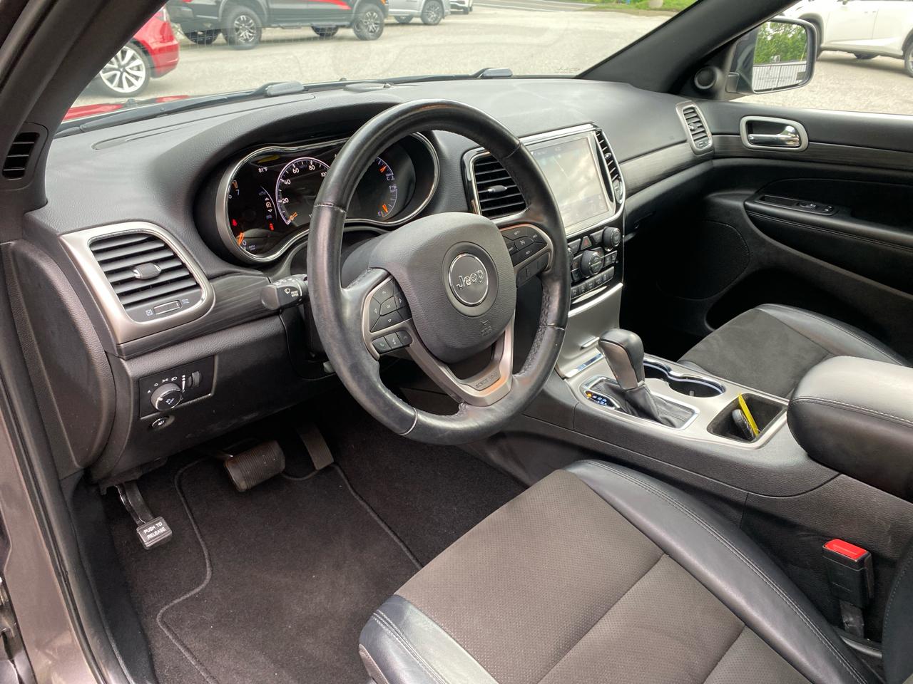 Jeep Grand Cherokee Laredo X 4WD 2021