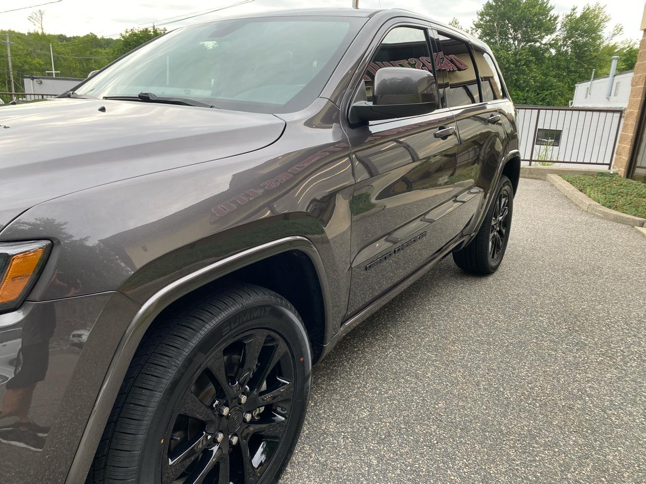 Jeep Grand Cherokee Laredo X 4WD 2021
