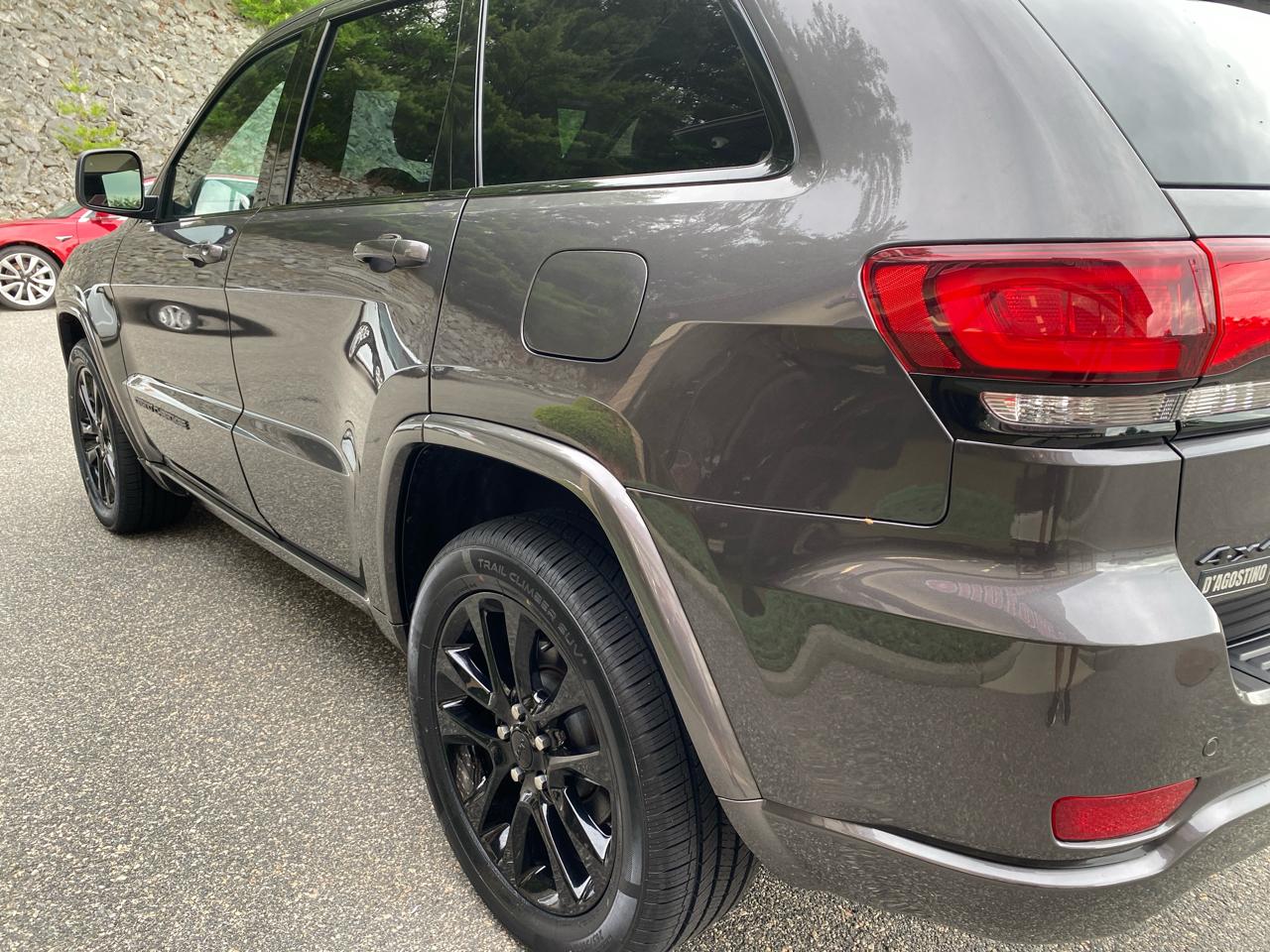 Jeep Grand Cherokee Laredo X 4WD 2021