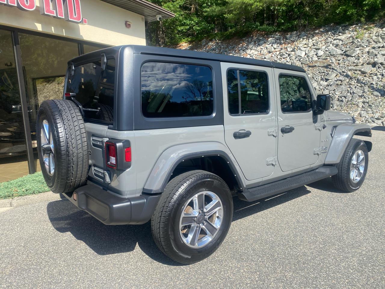 Jeep Wrangler Unlimited Sahara 2022